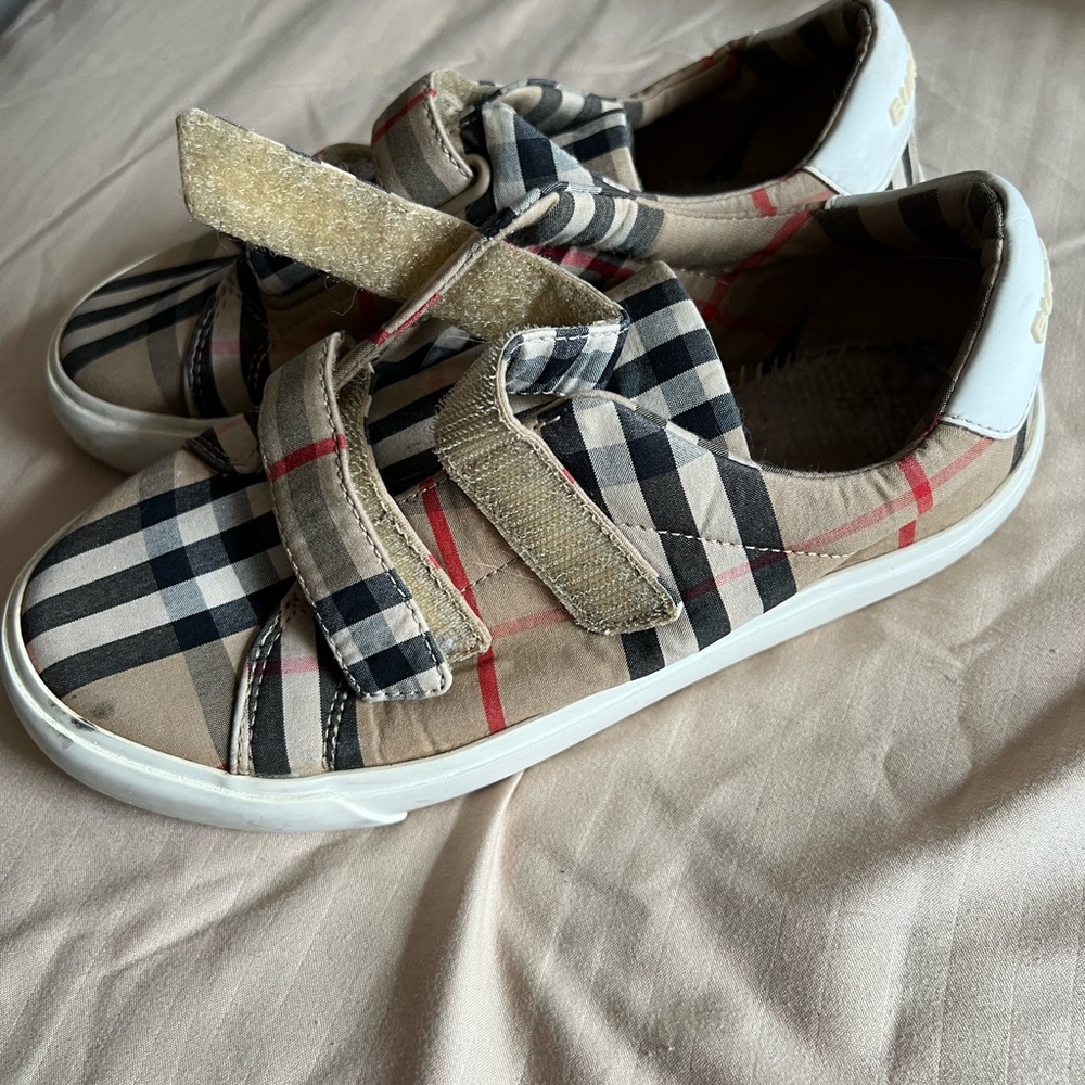Burberry Kids Sneakers - Black, White, Red, Tan - Picture 2 of 6